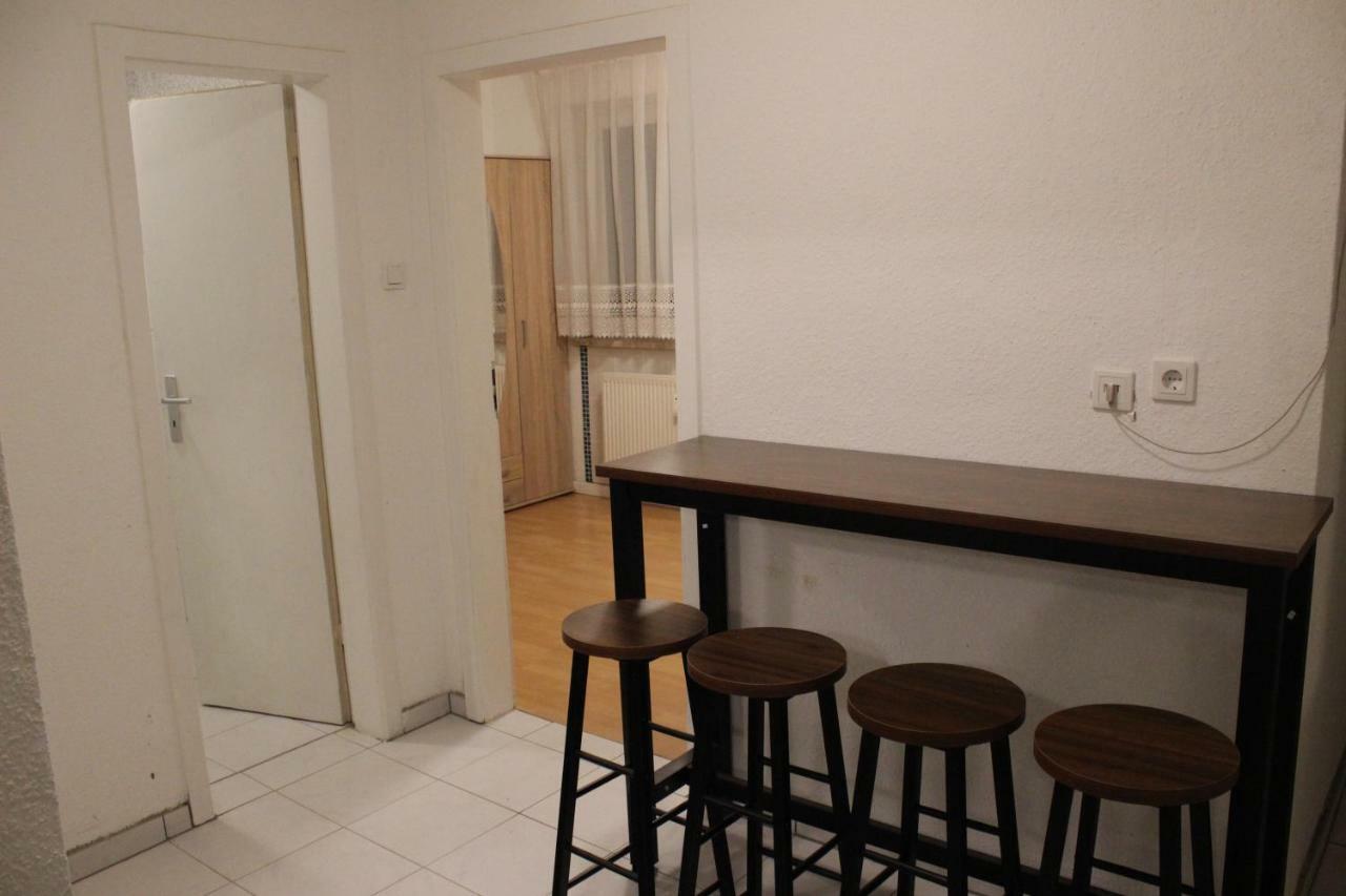 Zimmer Sucht Bewohner Duisburgo Exterior foto